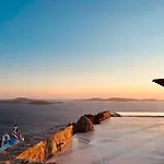Birdhouse Private Luxury - Romantic Couple Retreat Villa