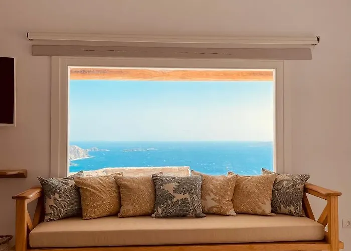 Birdhouse Private Luxury Villa - Romantic Couple Retreat *