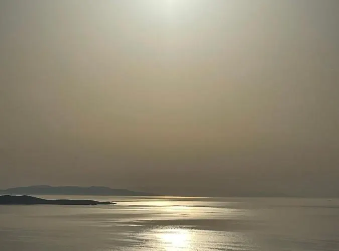 Birdhouse Private Luxury Villa - Romantic Couple Retreat