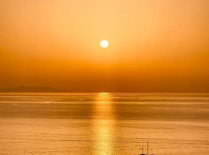 Birdhouse Private Luxury Villa - Romantic Couple Retreat *