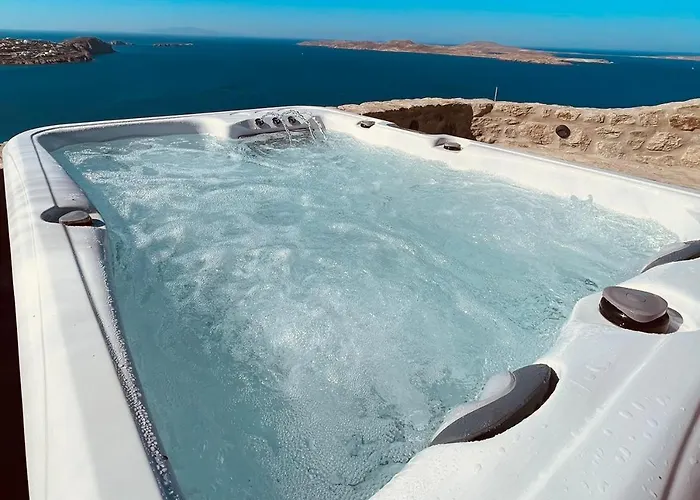 Birdhouse Private Luxury Villa - Romantic Couple Retreat