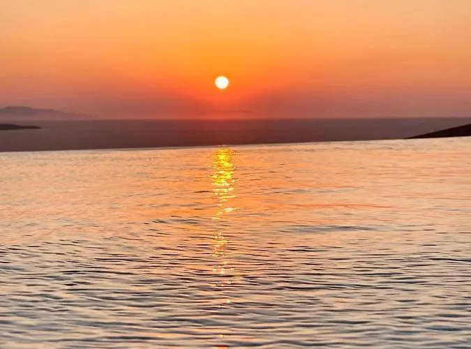 Birdhouse Private Luxury Villa - Romantic Couple Retreat *