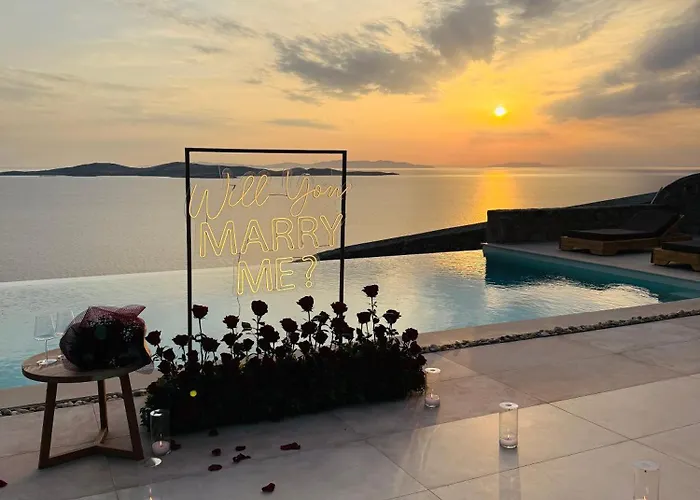 Birdhouse Private Luxury Villa - Romantic Couple Retreat