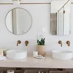 Birdhouse Private Luxury - Romantic Couple Retreat *