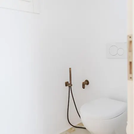 Birdhouse Private Luxury - Romantic Couple Retreat *